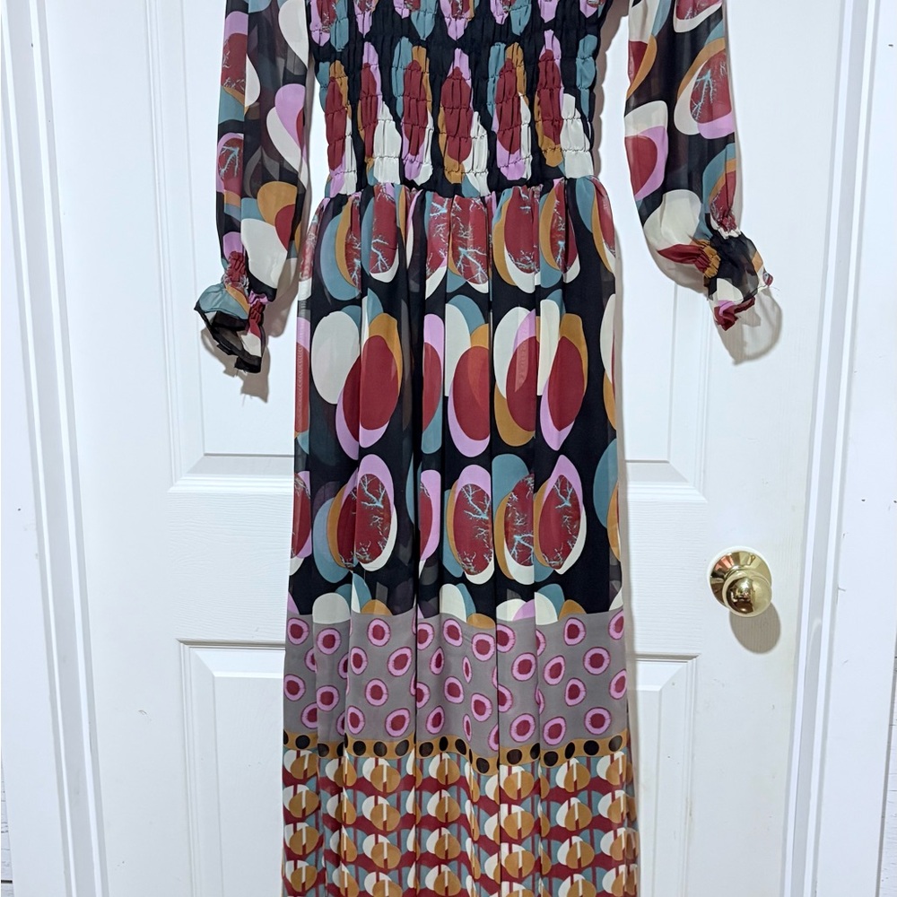 Dress - Picture 2 of 4